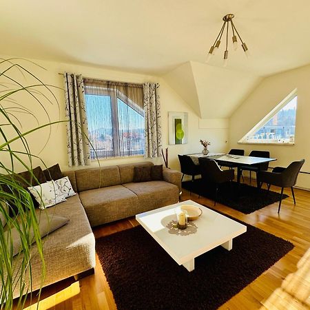 Superior-Apartment Mit Pool Und Seezugang Velden am Woerthersee Ngoại thất bức ảnh