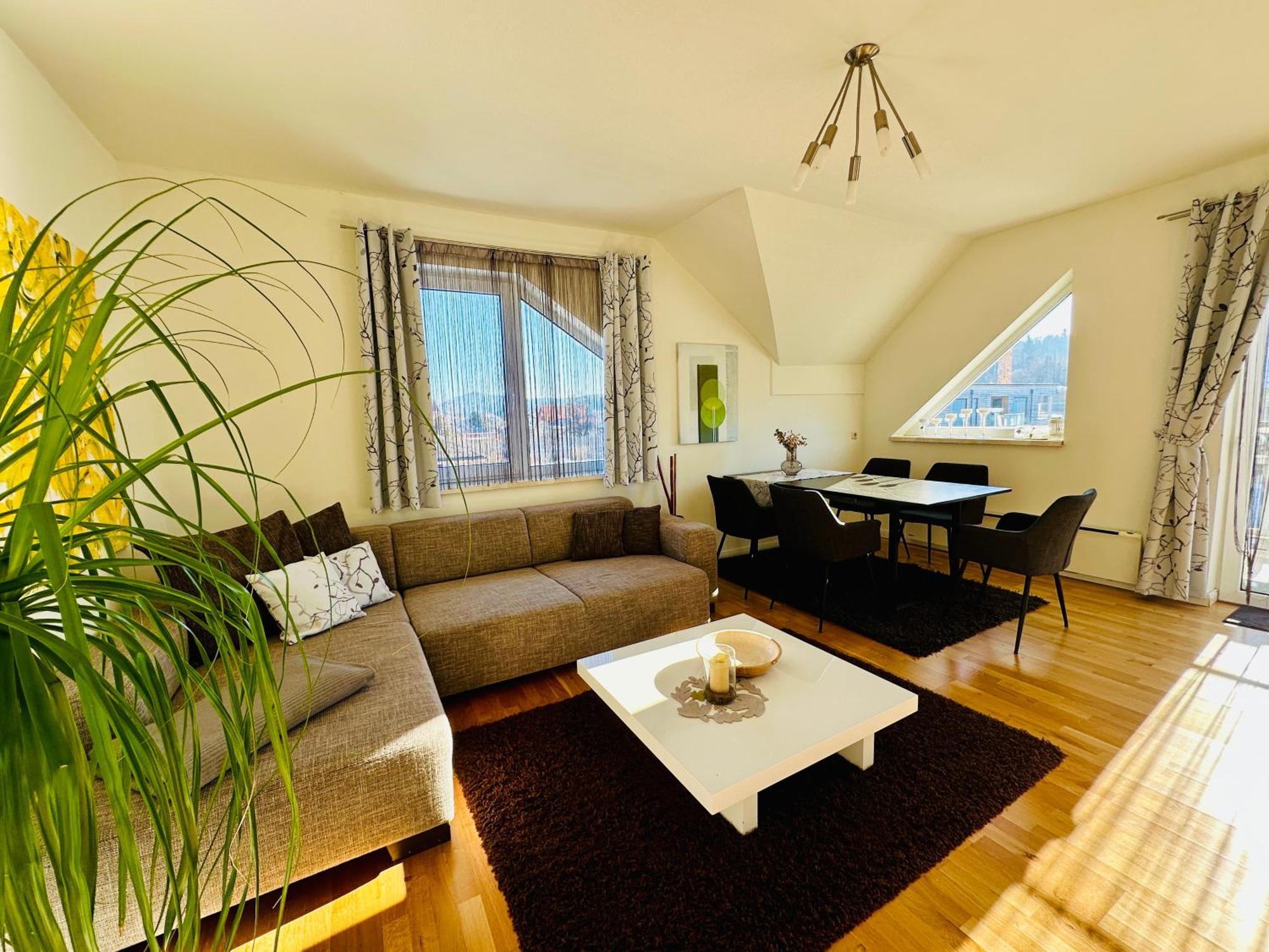 Superior-Apartment Mit Pool Und Seezugang Velden am Woerthersee Ngoại thất bức ảnh