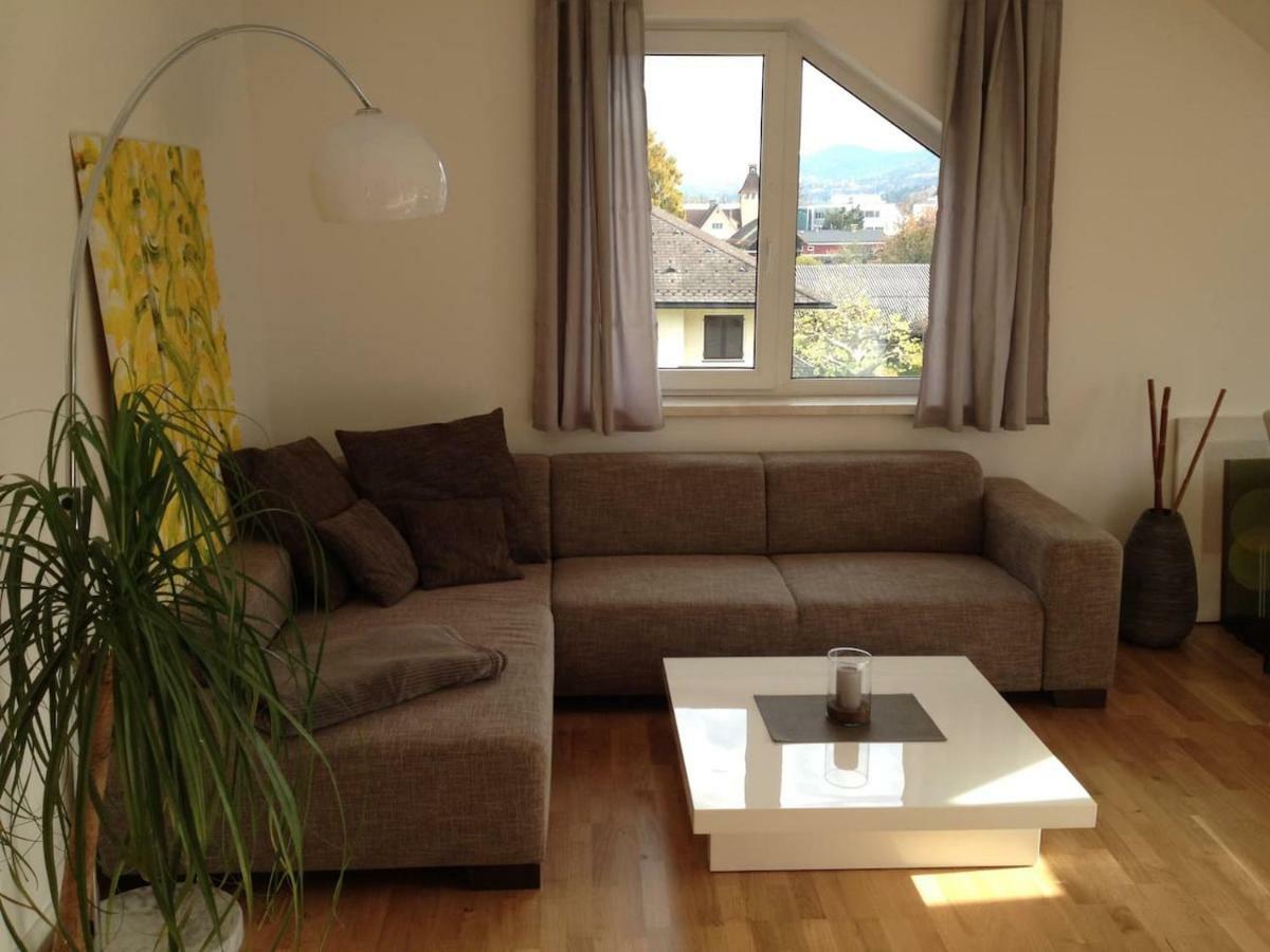 Superior-Apartment Mit Pool Und Seezugang Velden am Woerthersee Ngoại thất bức ảnh